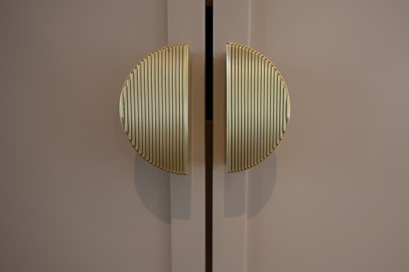 striking brass handles